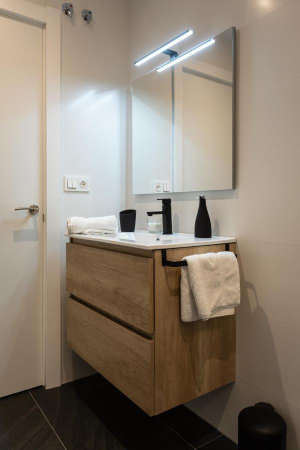 Apartamento Piso De Diseno Con Vistas A La Ria.